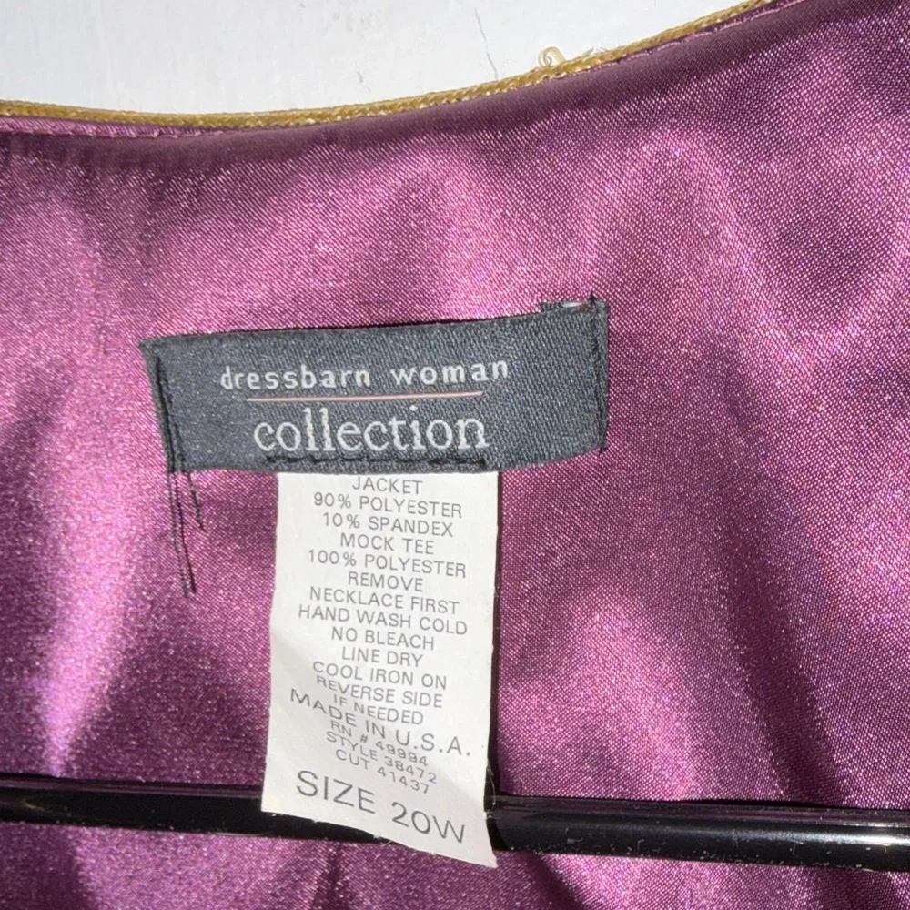 Dress Barn Black and Burgundy Velvet Blazer - Picture 2 of 7